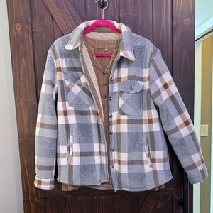 Plaid Button-Up Shacket / Jacket
